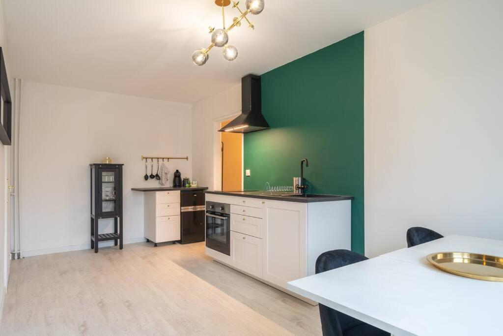 Appartement Cosy Art Deco/ Proche Centre-Ville Nantes Ngoại thất bức ảnh